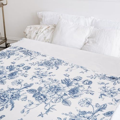 JarThenaAMCS Floral Fuzzy Blanket Blue Flower Throw Blanket Decorative Soft Cozy Flannel Blankets for Home Bed Sofa Couch Chair, 60 x 70 Inch - size: 60 x 70 Inch