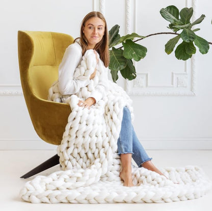 Chunky Knit Blanket (50 x 60 Inches) Warm Soft Cozy for Lounge Sofa & Bedroom, Handmade Knitted Yarn Throw Blanket (White, 1) - color: White