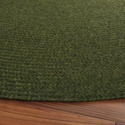SAFAVIEH Braided Indoor/Outdoor Washable Round Rug 6', Green BRD315A | 1/4" Pile, Machine Washable, Easy Care, Polypropylene Fibers, Handwoven, Round Rug, Living Room, Patio