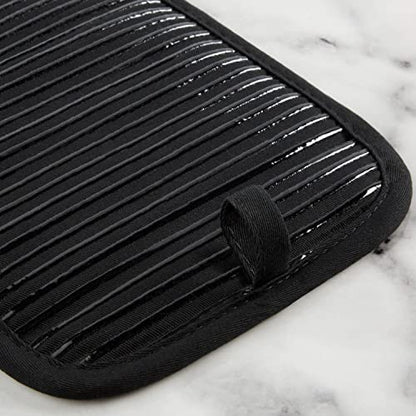 KitchenAid Quilted Cotton Terry Cloth Oven Mitt, Pot Holder, Kitchen Towel 4-Pack Set, Heat Resistant, Silicone Grip, Gift Set, Matte Black, 16"x26", 7"x13" & 7"x10" - color: Matte Black
