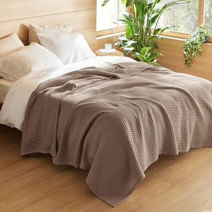 Bedsure Lightweight 100% Cotton Waffle Blanket, Twin XL, Coffee Brown | Summer, Breathable, Soft, Light, Thin, Bed, Couch, Sofa, Chair, 66"x90", Sheet Blanket, Dorm Room Essentials, Guys, Girls - color: Coffee Brown, size: Twin Xl (66" X 90")