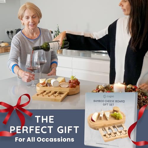 CUQOO Oak Wooden Cheese Board Set with 4 Knives Slide Out Drawer – Large Cheese Platter Cutting for Cracker and Meat | Wooden Serving Plate Tray | Unique Housewarming Gift for Christmas & Birthday