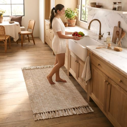 Entryway Door Mat, 27" x 43" Machine Washable Kitchen Rugs, Indoor/Outdoor Low-Profile Doormat Soft Hand-Woven Cotton Bathroom Rug Throw Rugs for Front Back Door Bedroom | Tan/Cream Braided Indoor Outdoor Mats, Soft Washable Bathroom Rug, Small Throw Rugs