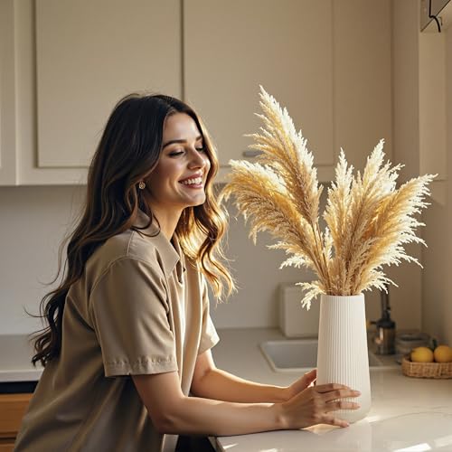 Modern Ceramic Vase, Small White Flower Vase for Table Centerpieces and Rustic Farmhouse Decoration - style: Stripes