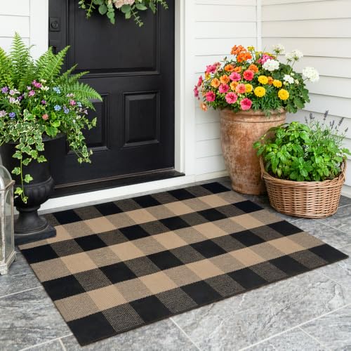 Uphome Bufflo Plaid Outdoor Rug 27.5"x43", Black Natural Checkered Front Door Mat for Fall Decor, Indoor Outdoor Farmhouse Cotton Porch Rug for Layered Door Mats, Washable Area Rugs for Entryway - color: Black Natural, size: 2'3''x3'6''