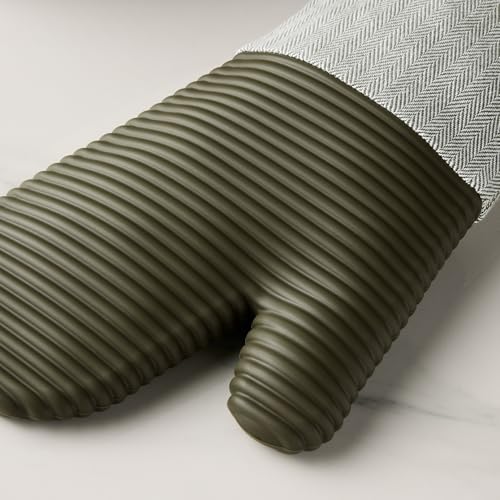 KITCHENAID® Evergreen Design Series Herringbone Ribbed Soft Silicone Oven Mitts 2-Pack Set, Heat Resistant up to 500°F, Flexible & Waterproof, Deep Forest Green, 7"x14"
