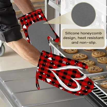 Plaid Love Heart Oven Mitts and Pot Holders Set of 4, Heat Resistant Non Slip Kitchen Gloves Hot Pads, Chef Cooking Baking Gifts for Women Bakers, Kitchen Gifts for Cooking Lover Cooks Mom - color: Plaid Love Heart