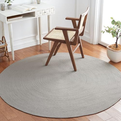 SAFAVIEH Braided Collection Area Rug - 4' Round, Grey, Handmade Country Farmhouse, Ideal for High Traffic Areas in Living Room, Bedroom (BRD402F) - color: Grey, size: 4' (Round)