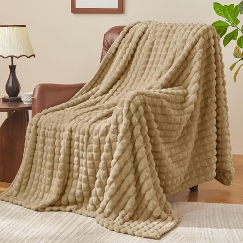 BEDELITE 3D Checked Camel Fleece Throw Blanket for Couch, 50x60 Inches | Soft Warm Fuzzy Fluffy Blanket for Bed Sofa, Lightweight Plush Cozy Blankets for Home Room Decor, Gift for Women, All Season - color: Camel, size: Throw(50"x60")