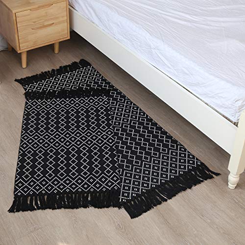 Moroccan Accent Hand Woven Bathroom Rug,Area Rug for Bedroom,Cotton Woven Boho Throw Rug ,Tribal Decorative Throw Rugs for Laundry Hallway Kitchen Sink(2inchx4.2inch,Black&white Rhombus)