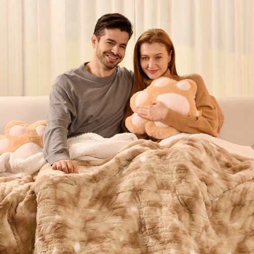 Bearhug Electric Blanket Twin Size, 90°F-108°F Fast Heating Throw with 10 Heat Levels & 1-12H Auto Shut-Off, Machine Washable Soft Velvet and Sherpa Heated Blanket for Bed or Couch, Champagne - color: Champagne-faux Fur & Sherpa, size: Twin Size 62" × 84"