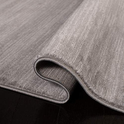 SAFAVIEH Vision Collection Accent Rug - 2'2" x 4', Silver, Modern Ombre Design, Non-Shedding & Easy to Clean, Ideal for Entryway, Foyer, Bedroom (VSN606G) - color: Silver, size: 2'2" x 4' (Rectangular)