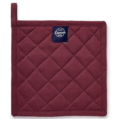 Encasa XO Pot Holders, Quilted Kitchen Hot Pads 8"x8" Maroon | 100% Heavyweight Cotton | Quilted Insulation | Multipurpose Trivets & Hot Pads | Hanging Loop | Set of 2 - color: Maroon