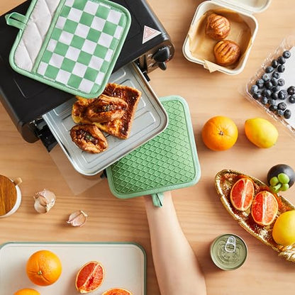 Ohocut Sage Green Checkered Pot Holder, Checkerboard Potholders for Kitchen, Silicone Pot Holders with Pocket for Kitchen Clearance 2 Pack Set, Hot Pads and Oven Mitts for Cooking Baking - color: Sage Green