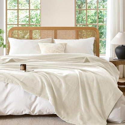 CHUFFED Cotton Waffle Blanket Queen Size - Plush Milk Velvet & Reversible Waffle Weave,Anti-Static 500Gsm Design，Thick Cozy Soft Winter Blanket for Bed, Couch, Sofa - Beige, 90x90 Inches - color: Beige, size: Queen