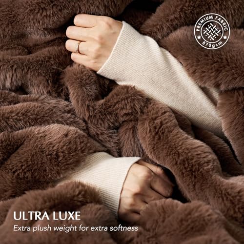 Faux Rabbit Fur Bubble Throw Blanket, 60"x80", Chestnut | Ultra Soft, Luxury Faux Rabbit Fur Throw, Thick Warm Bubble Blanket, Cozy Fluffy Reversible, for Bed, Couch, Chair, Sofa - color: Chestnut, size: 60"x80"