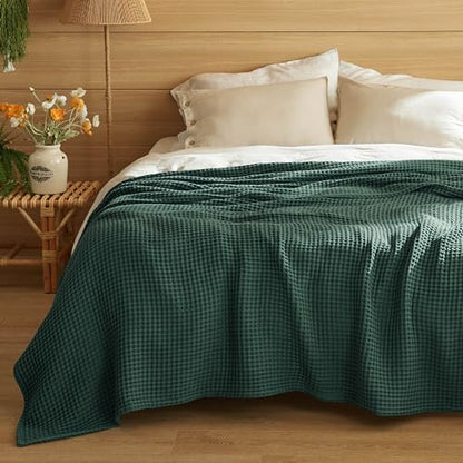 Bedsure Lightweight 100% Cotton Waffle Blanket, Queen, Dark Green | Summer, Breathable, Soft, Comfort, Light, Thin, Textured, Bed, Couch, Sofa, Chair, 90"x90", Sheet Blanket, Cozy Gifts - color: Dark Green, size: Queen (90" X 90")