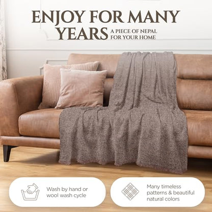 Cashmere Blanket – Hand Woven 100% Pure Wool Throw Blanket, 135 x 270 cm – Plain Cozy, and Soft Blanket for Bed, Sofa, or Couch - Made in Nepal - color: Dark Brown