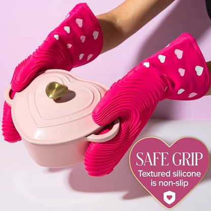 Paris Hilton Oven Mitt Set with Heart Design, Heat Resistant Pot Holders Featuring Non-Slip Textured Silicone Grips, 2-Piece Set, Pink - style: Hearts