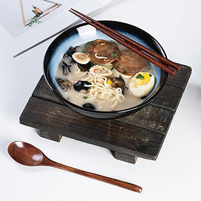 Ceramic Japanese Ramen Bowl Set, 2 Sets Asian Pho Udon Soup Noodle Bowls with Spoons and Chopsticks (Black/Blue, 8 inches) - color: Black/Blue