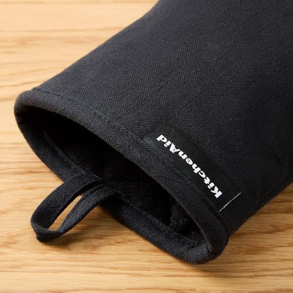 KITCHENAID Gourmet Series Gridlines Mini Oven Mitts 2-Pack Set, Heat Resistant up to 600°F, Soft Silicone Grip, Magnetic Cuff, Matte Black, 5.5"x9" - color: Matte Black