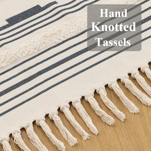 Boho Runner Rug Washable Hallway Rug Runner, Tufted Cotton Woven Farmhouse Area Floor Mat for Bedroom, Modern Diamond Entryway Carpet with Tassels (Grey, 2.3'x3.7') - size: 2'4" x 3'9" (Rectangular)