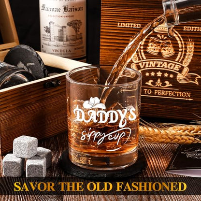 Daddy's Sippy Cup Whiskey Glasses 12 oz, Funny Dad Gifts for New Dad, New Fathers, Husband, Rocks Glasses First Fathers Day from Daughter, Kids, Son, Wife, Cool Papa Gift for Birthday - style: Daddy's Sippy Cup Whiskey Glass